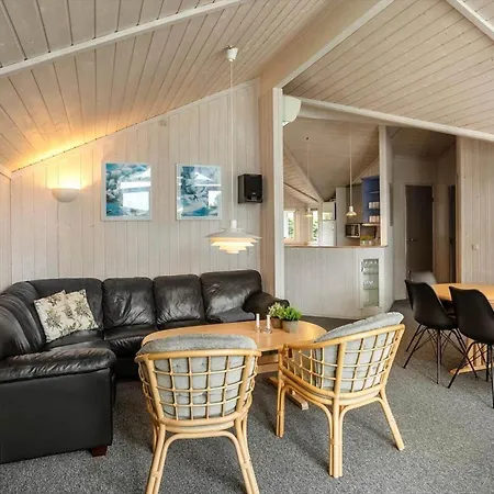 Дом отдыха M369-vaeggerlose-mimosevej-19 *