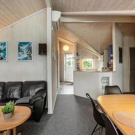 Дом отдыха M369-vaeggerlose-mimosevej-19 *