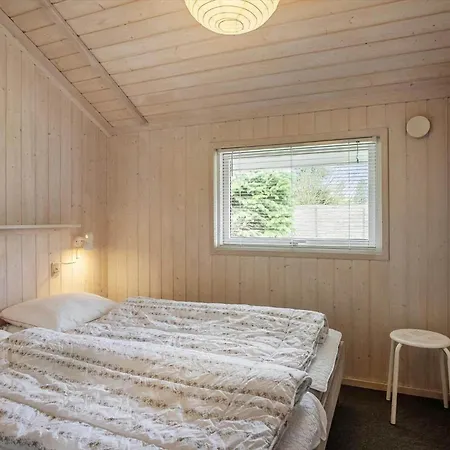 M369-vaeggerlose-mimosevej-19 * Bøtø By