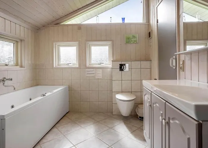 Дом отдыха M369-vaeggerlose-mimosevej-19 *